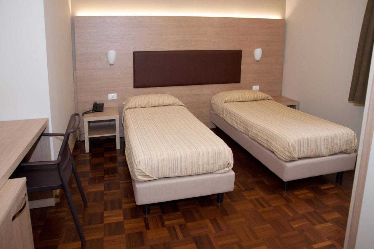 Hotel Buca Di Bacco Вольта-Мантована Екстер'єр фото